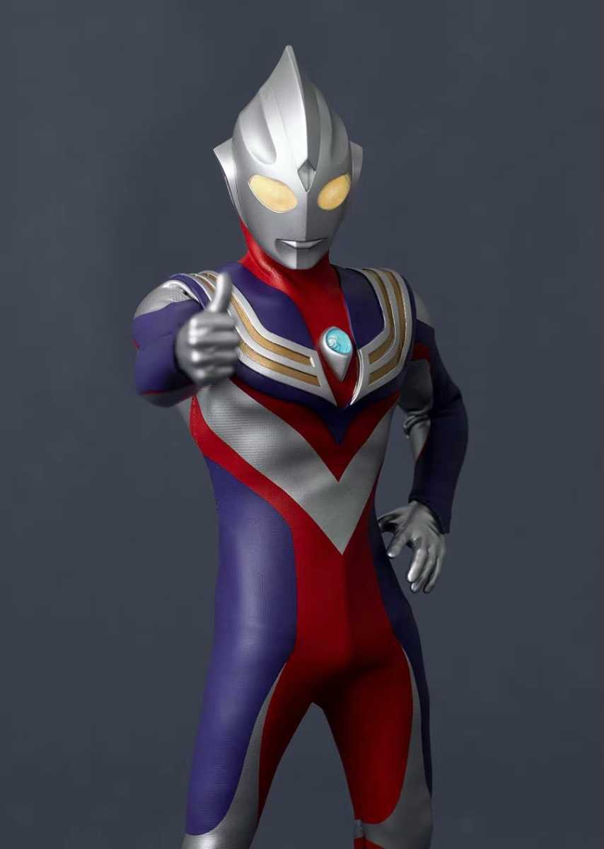 シャイニングゴールデン 開封美品 Alphamax ウルトラマン ティガ