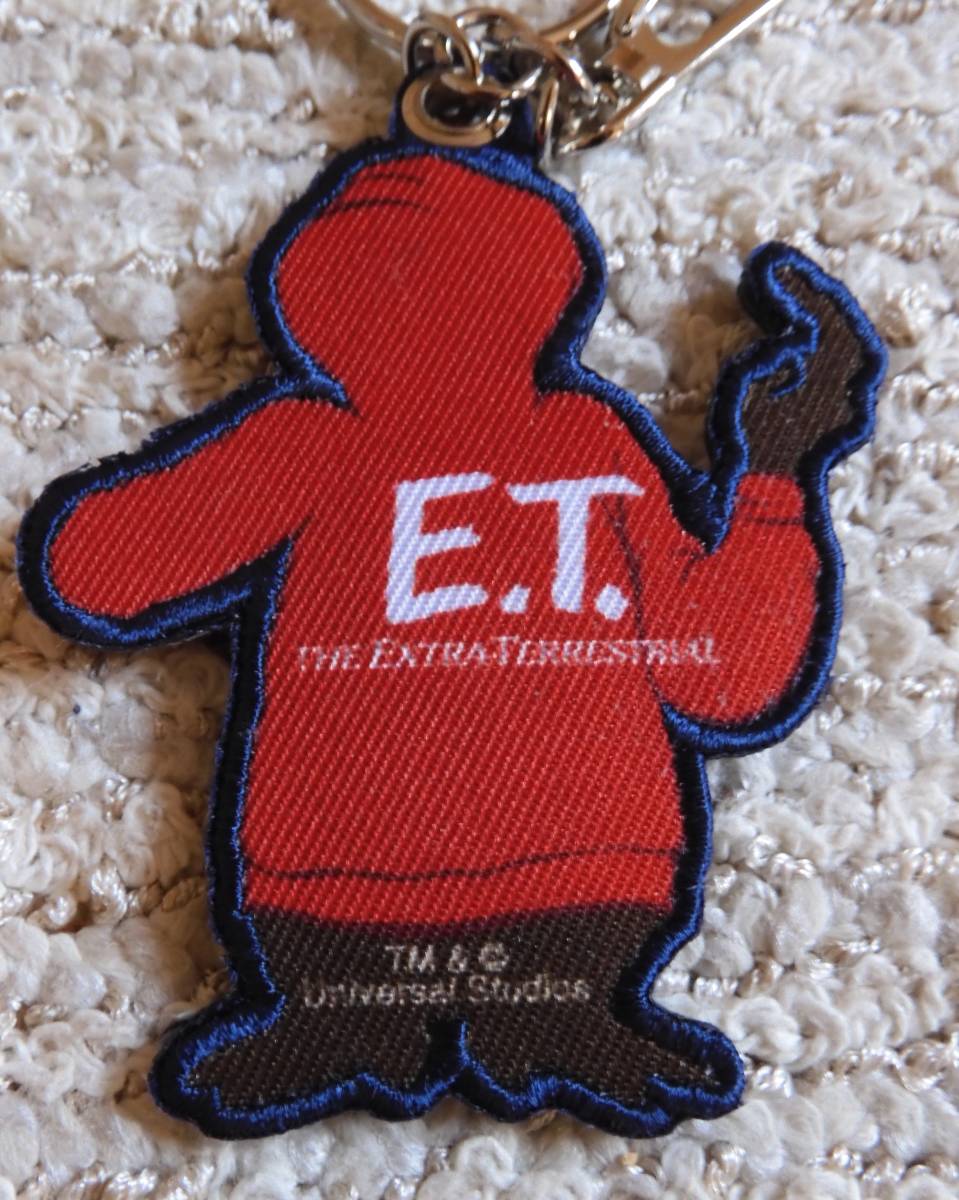 [USA*E.T.|ETi- tea ] key holder | ring *2 piece set * embroidery patch & figure * universal Studio . inside shop 