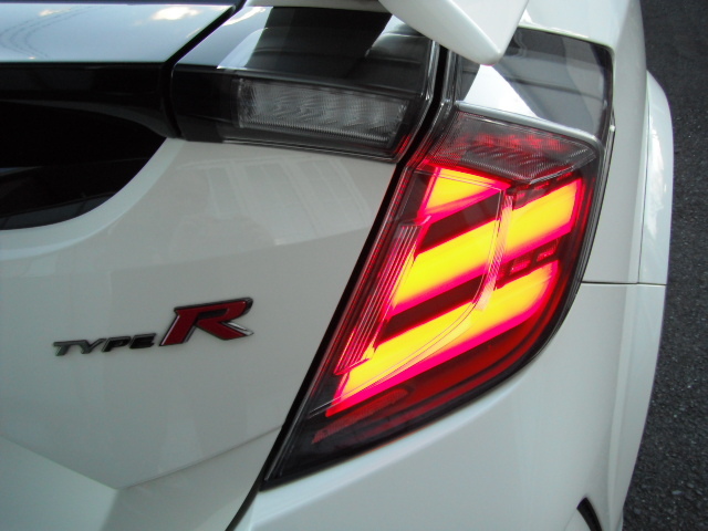 即出荷】 無限 ムゲン LEDテールライト シビック type-R FK8 K20C 17