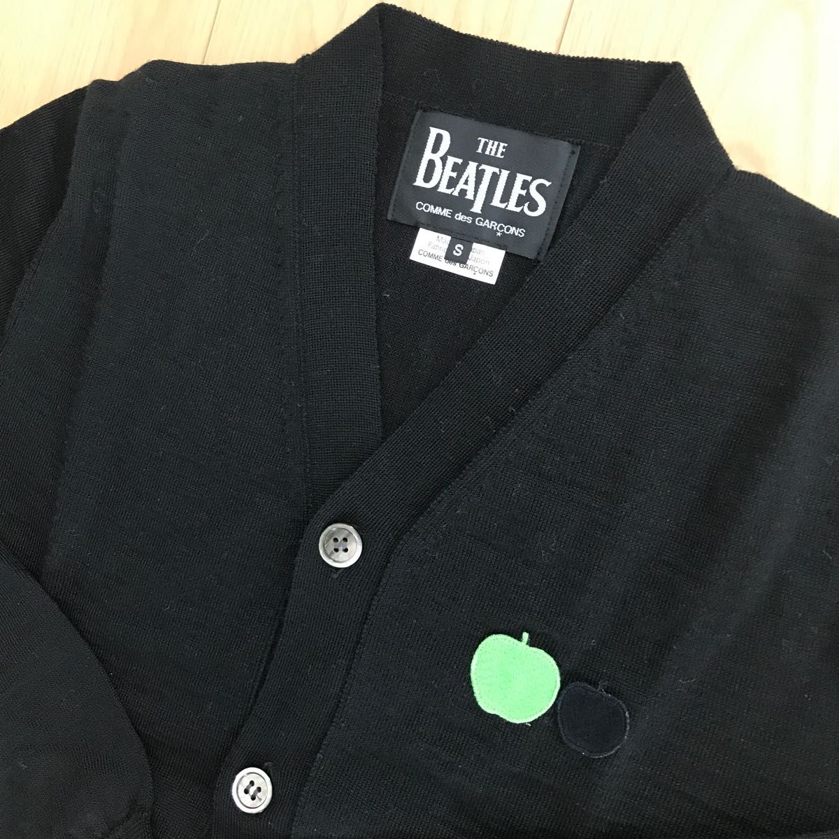 コムデギャルソン/COMME des GARCONS/ザ ビートルズ/THE BEATLES/Sサイズ/カーディガン/青りんご