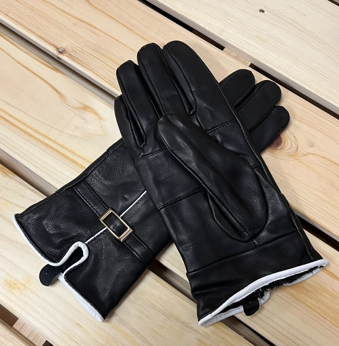 * new goods * leather gloves lady's leather glove ram leather gloves reverse side nappy warm! original leather belt attaching! standard black 