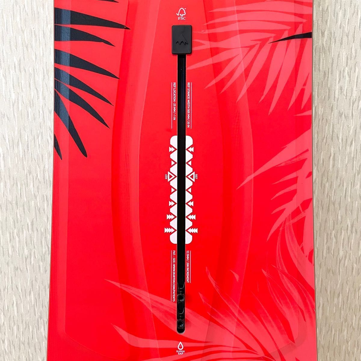 未使用品 BURTON HIDEAWAY (144) バートン ハイダウェイ 未使用品 BURTON HIDEAWAY (144) バートン ハイダウェイ