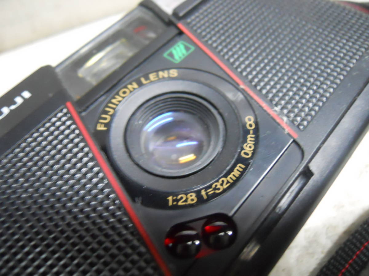 M9208 フィルムカメラ FUJI DL-200ⅡDATE 現状 動作チェックなし 傷汚れあり ゆうパック60サイズ(0501)_画像3