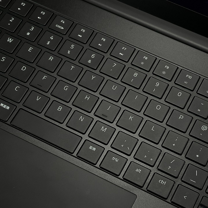 Razer Blade 15 ゲーミング i7-10750H メモリ16GB/256GB+500GB SSD
