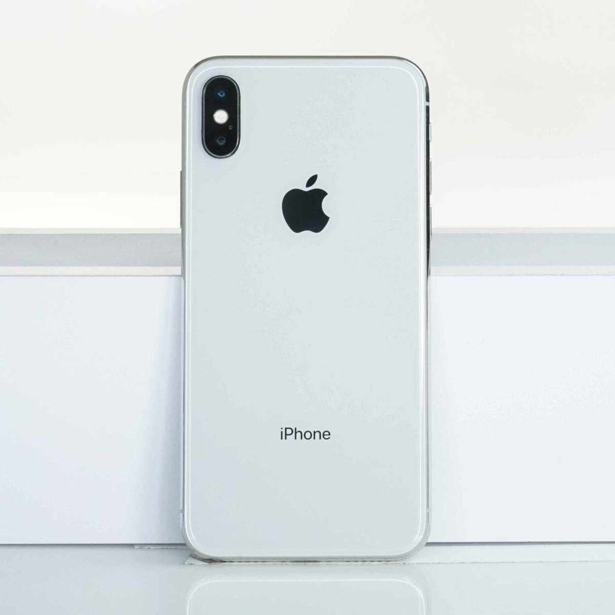 7303 訳アリ iPhoneX 64GB SIMフリー-