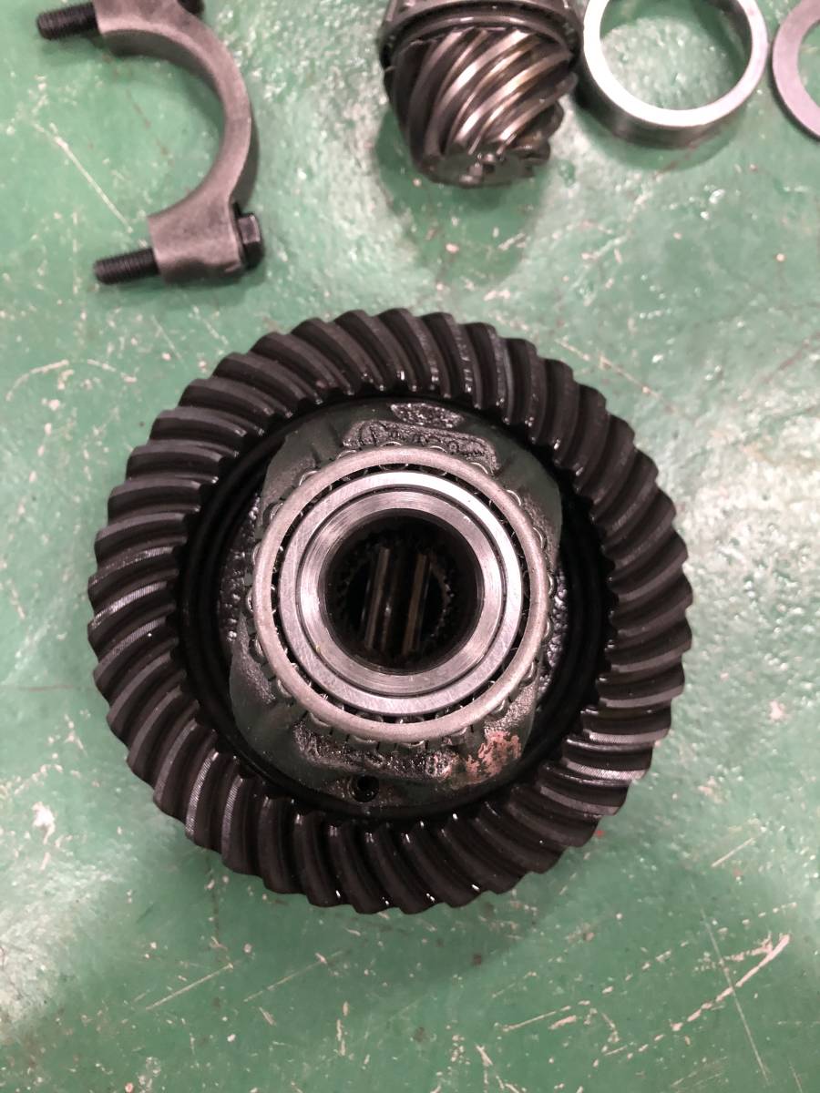 [No.8807]JEEP Wrangler for front diff set used 