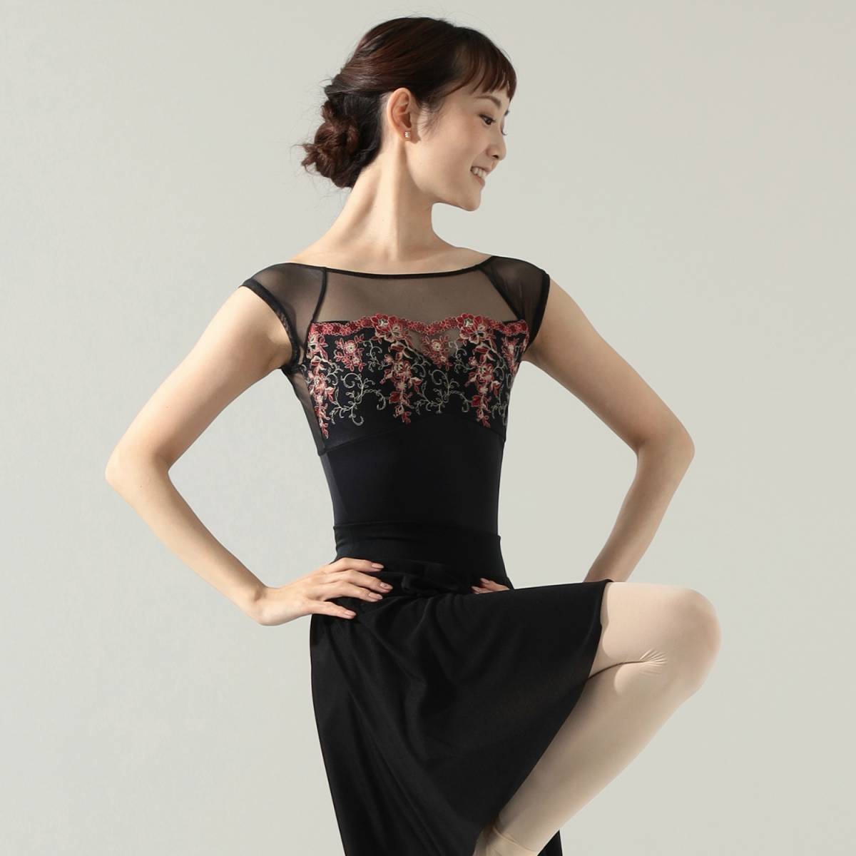 最新!!フリード【Nela ライン】キャップスリーブレオタード/ 1201ブラックM/チャコット.FREED OF LONDON