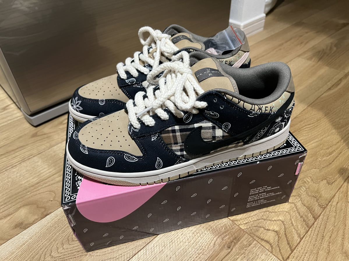 Travis Scott × Nike SB Dunk Low トラヴィス スコット × ナイキ SB