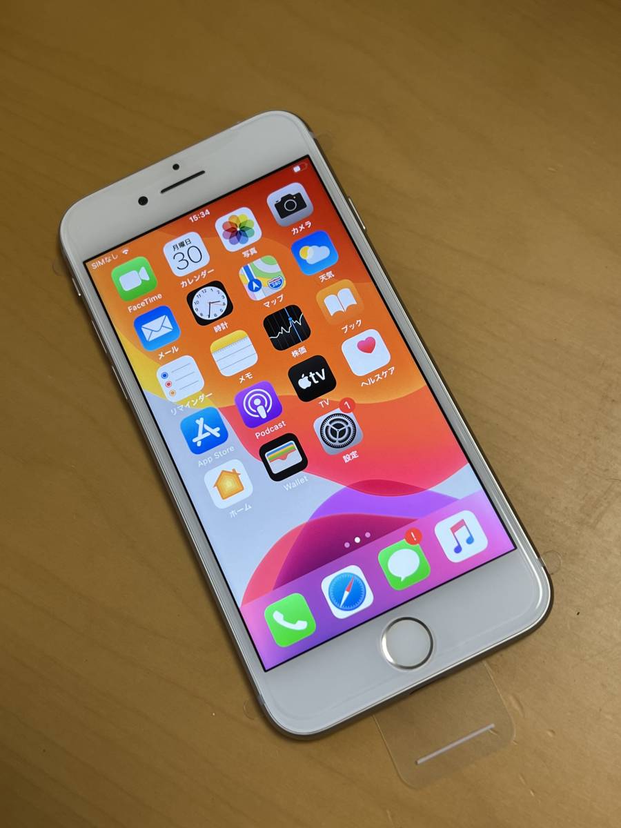 新品 未使用 国内SIMフリー Apple iPhone8 64GB シルバー A1906 格安SIM使用可能の画像2