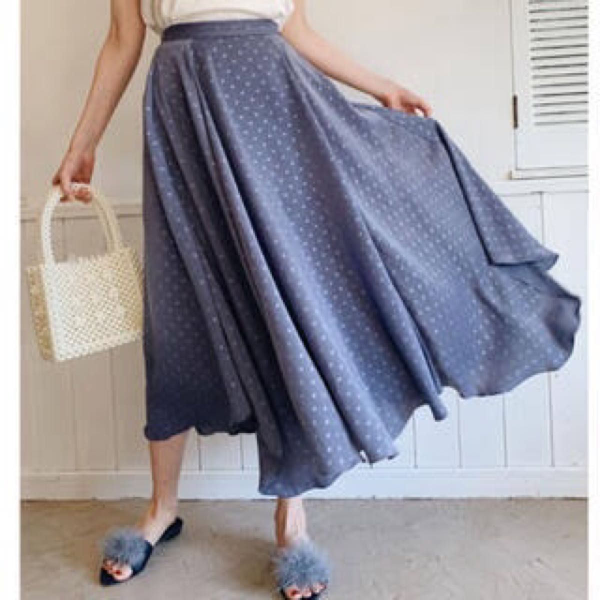 エピヌ  satin dot volume skirt ice blue