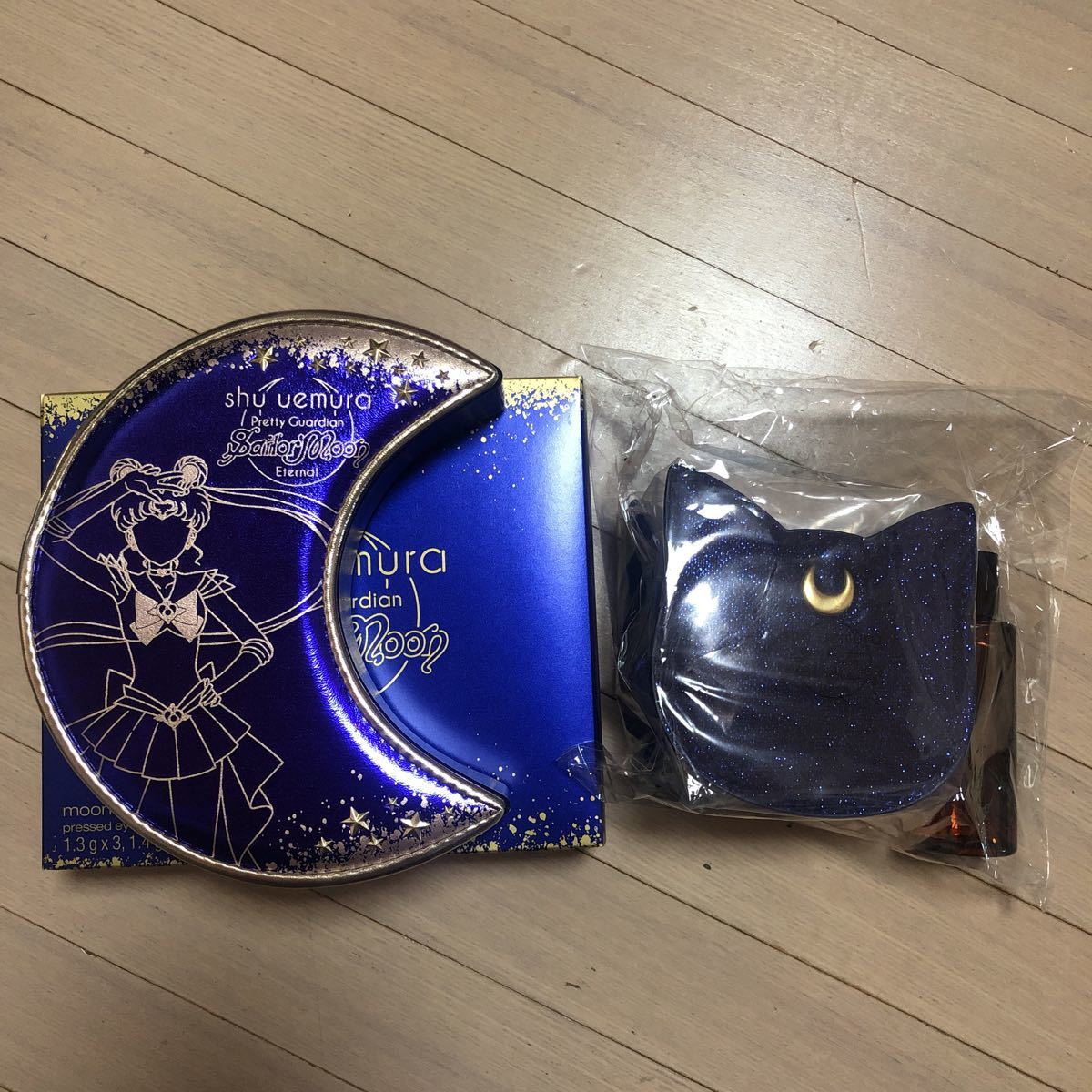 最大80%OFFクーポン シュウウエムラ セーラームーン ルナポーチ
