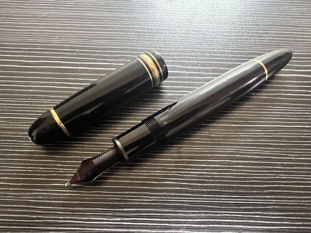 通販豊富な】 MONTBLANC - モンブラン万年筆マイスターシュテュック