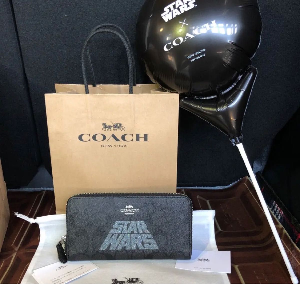 コーチ×スターウォーズ　coach star wars 長財布　限定　新品　ディズニー　Disney メンズ　ウィメンズ