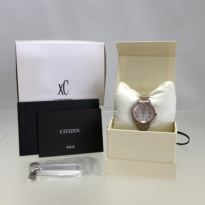 極美品 定価68500円 Citizen XC クロスシー ティタニア ライン ハッピーフライト 電波ソーラー腕時計 EC1164-53W エコドライブ レディース