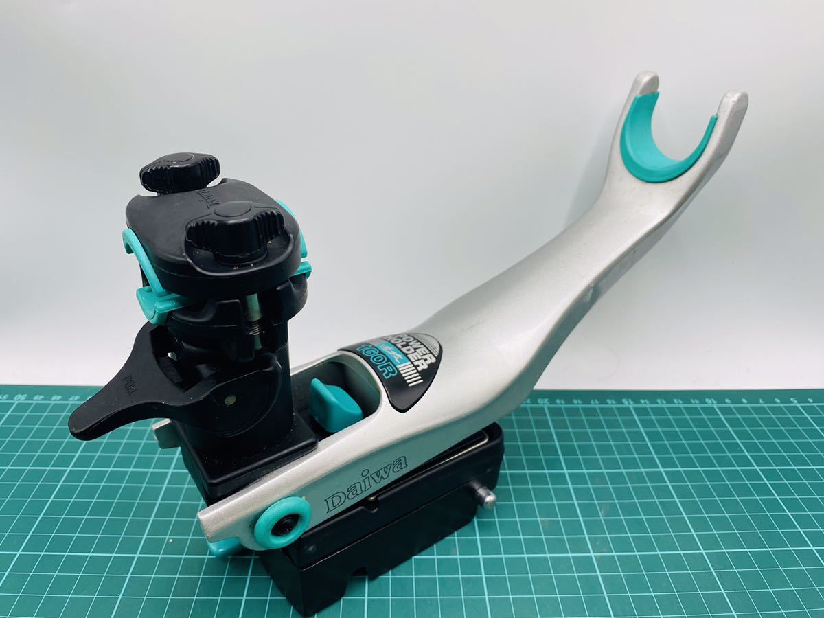 大人気定番商品フィッシング73 即決 ダイワ パワーホルダー速攻160R ロッドホルダー 竿受け DAIWA