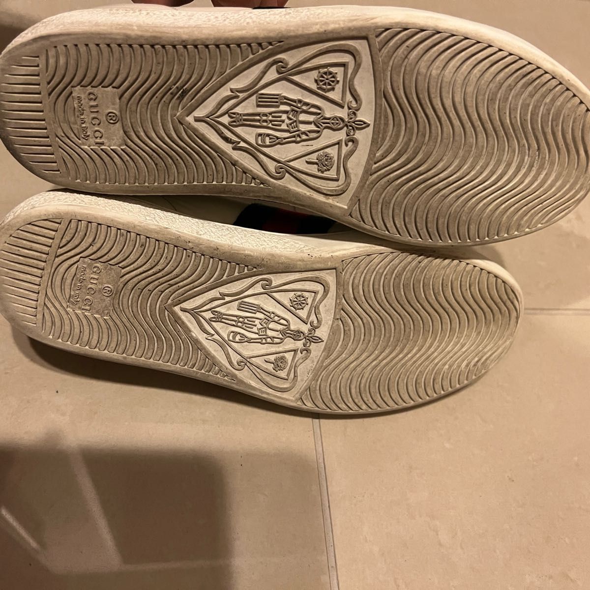 GUCCI エンブロイダリー付き ウィメンズ スニーカー | noonanwaste.com