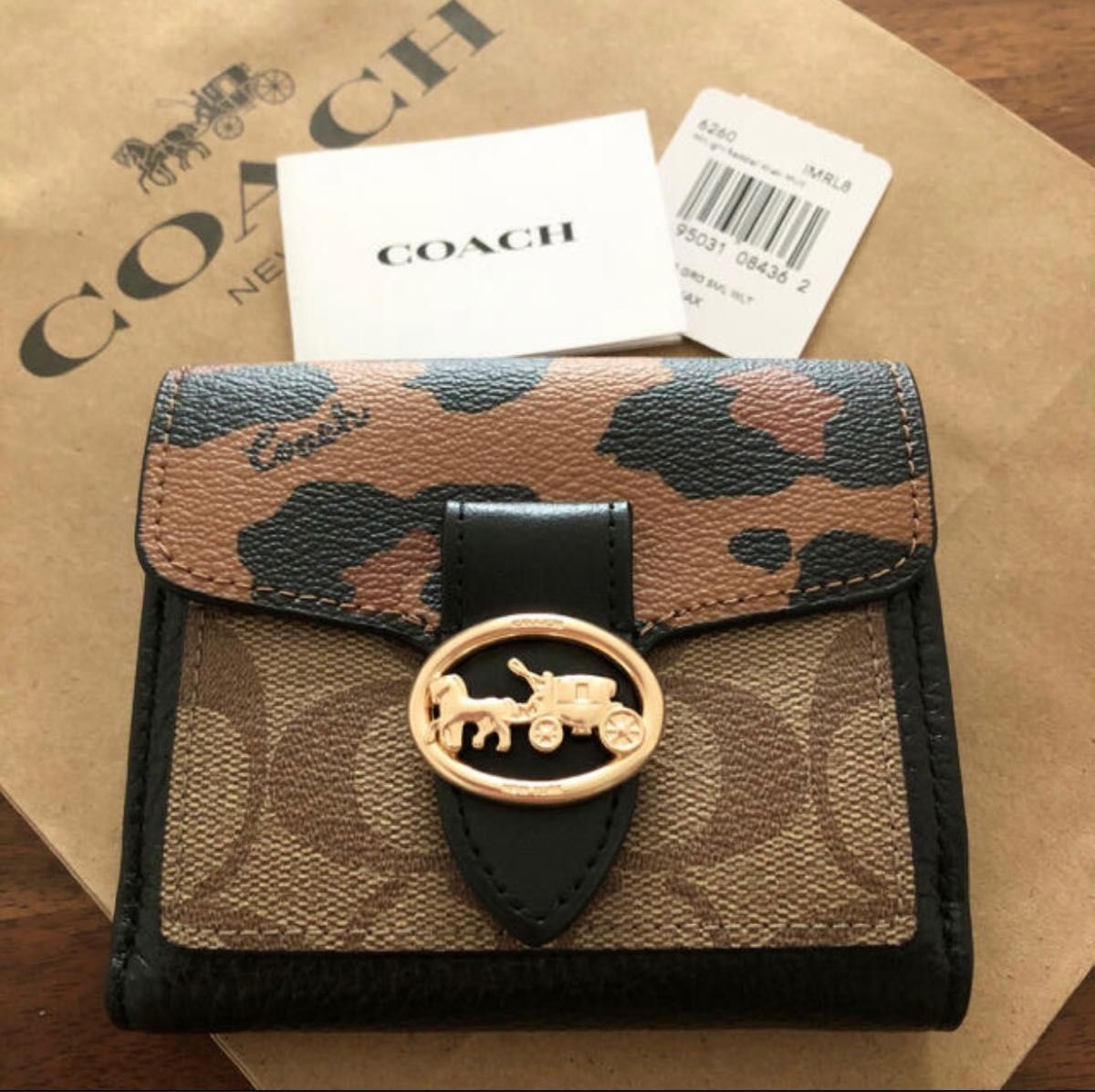 COACH 二つ折り財布 コーチ レオパード 国内直営店購入品 完売品 入手