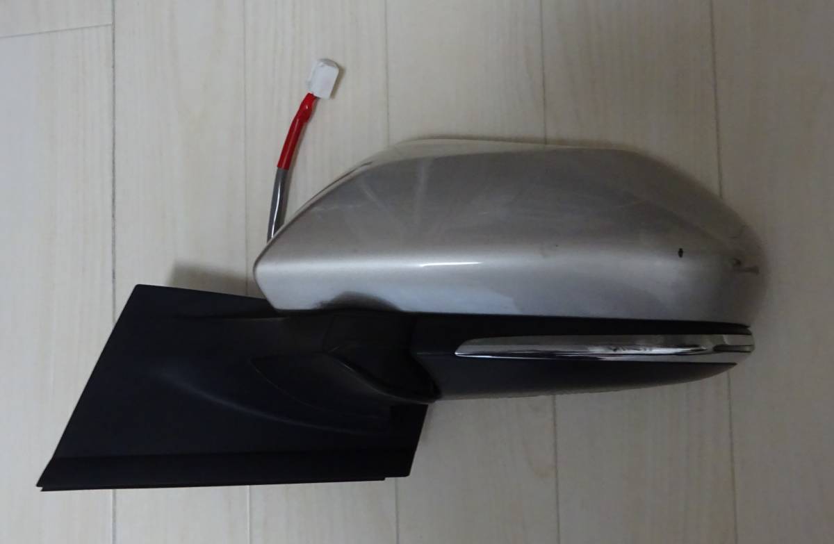  Toyota Prius ZVW50 left door mirror 