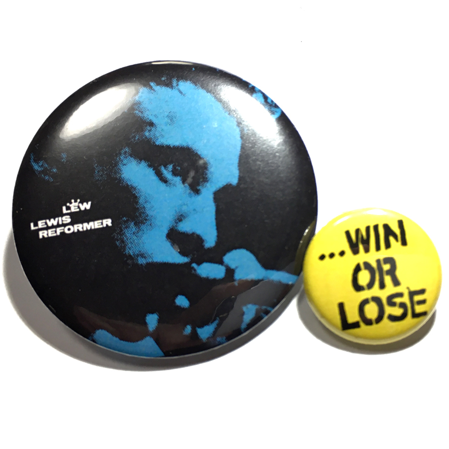 デカ缶バッジ 58mm Lew Lewis Reformer Win Or Lose パブロック Pub Rock パワーポップ グラムロック ガレージパンクの画像1