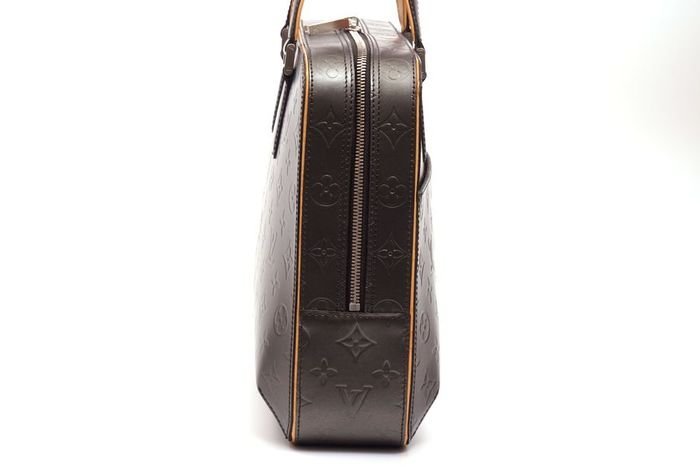 使用わずか 極美品】ルイヴィトン Louis Vuitton モノグラム マット