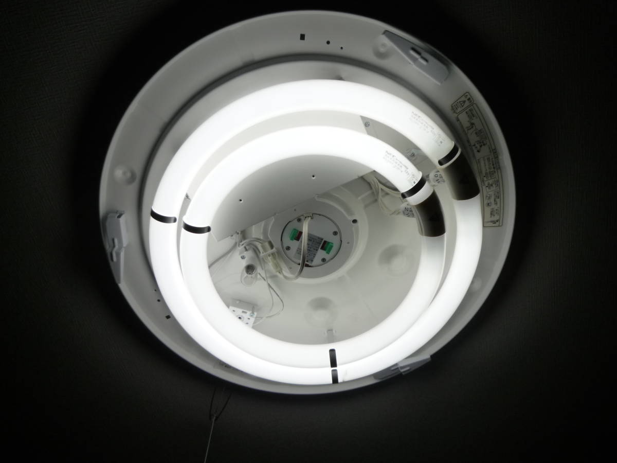 NECシーリングライト6畳用　紐式スイッチ　2009年製　丸型蛍光灯2本付き　E_画像1