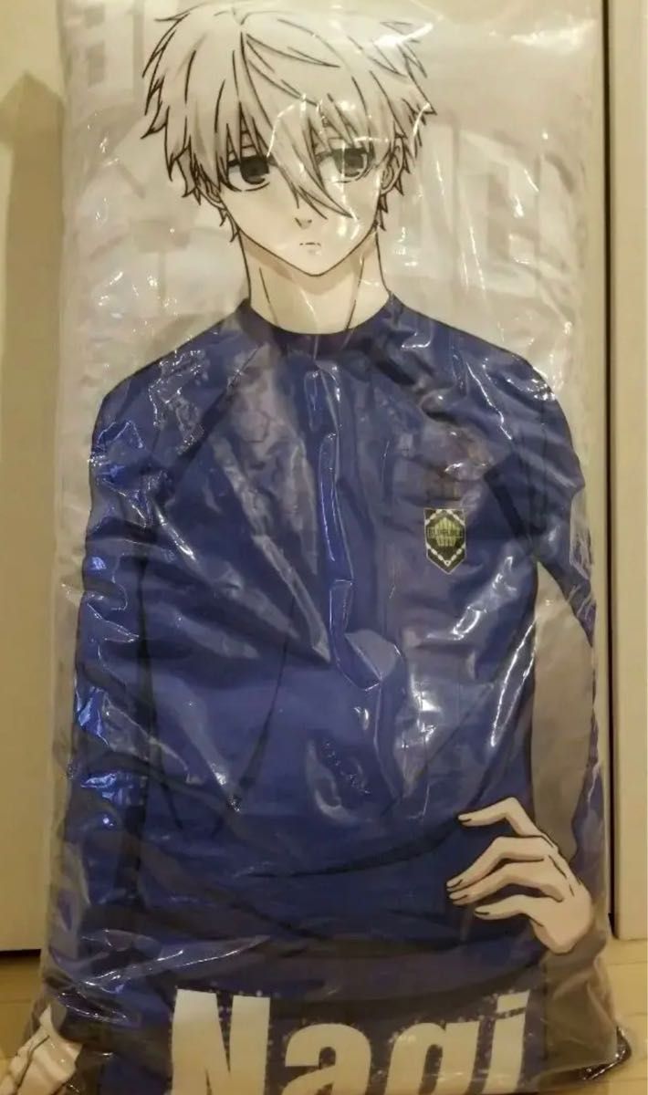 当社の レア限定 ドンキ限定 ハーフ抱き枕 凪誠志郎 ブルーロック 新品 クッション・抱きまくら・ブランケット