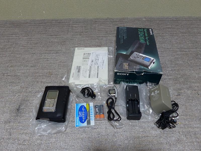 ソニーのDATウォークマン.TCD-D100.元箱付属品つき綺麗です。 www ...