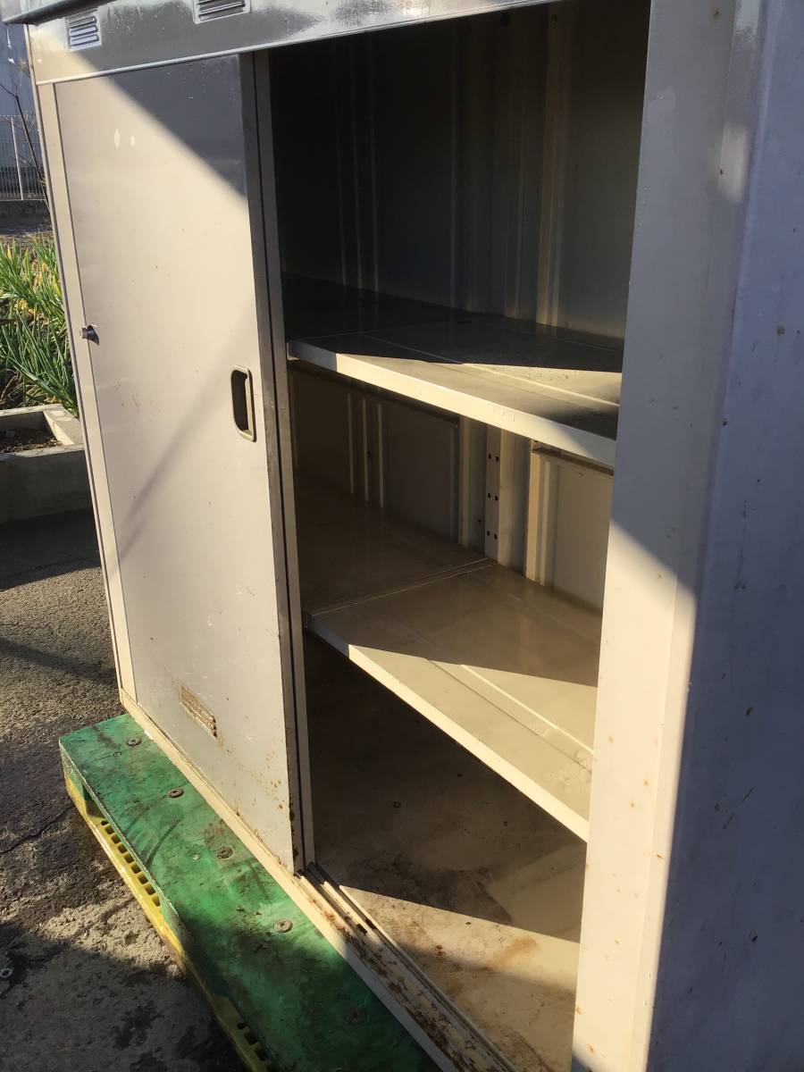 岐阜発 物置 / 屋外 / 収納庫 / 倉庫 TY収納庫 / 長さ1620mm 高さ1500mm 幅560mm / サビ汚れ有り / 鍵無し / 現状品 R5.1/12