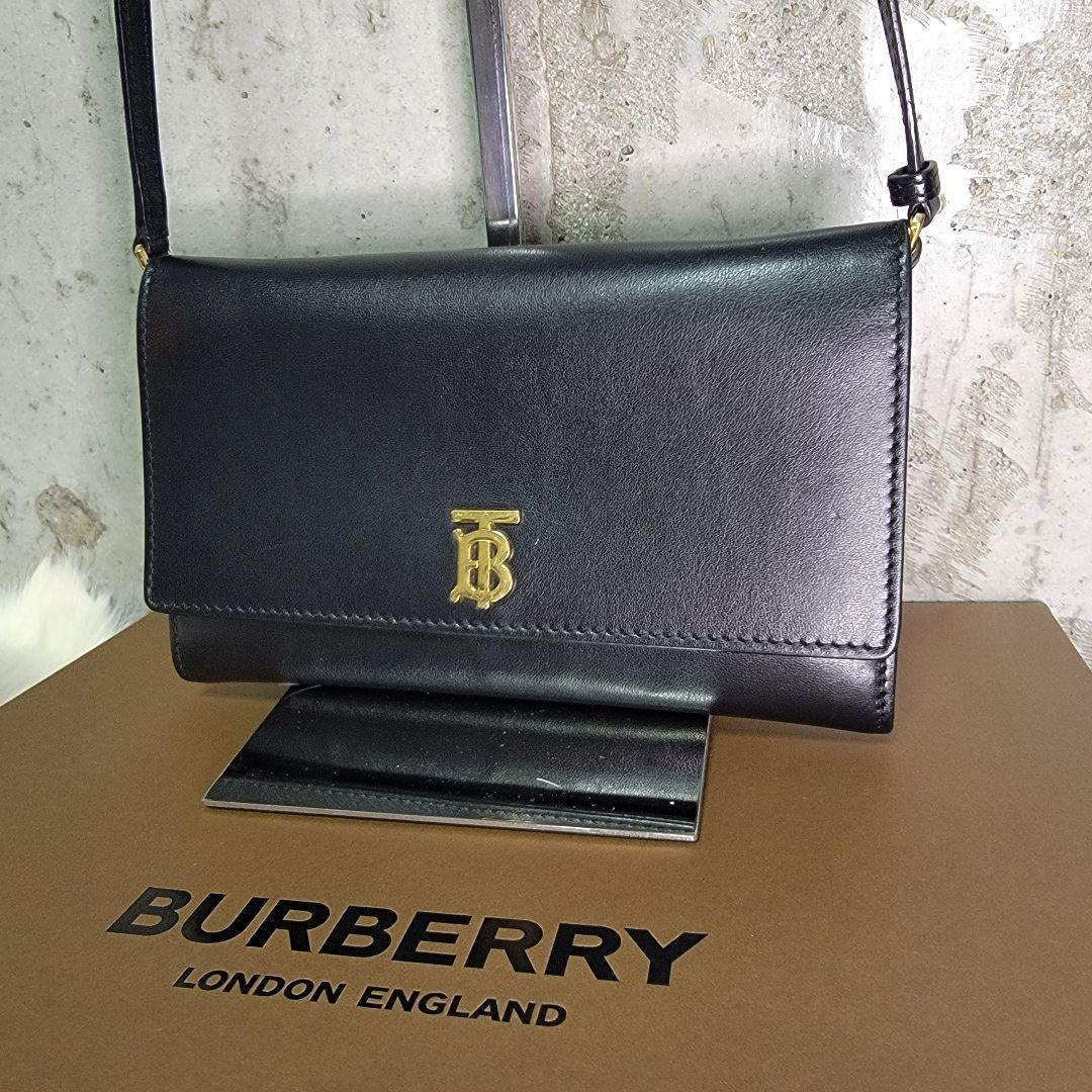 ２ BURBURRY バーバリー LONDON ENGLAND ロンドン イングランド