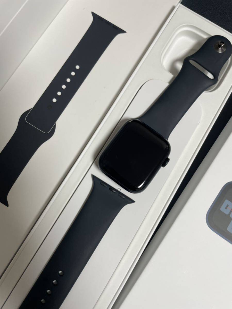 アップルウォッチ SE(第2世代) 44mm GPSモデル Apple Watch SE 使用1