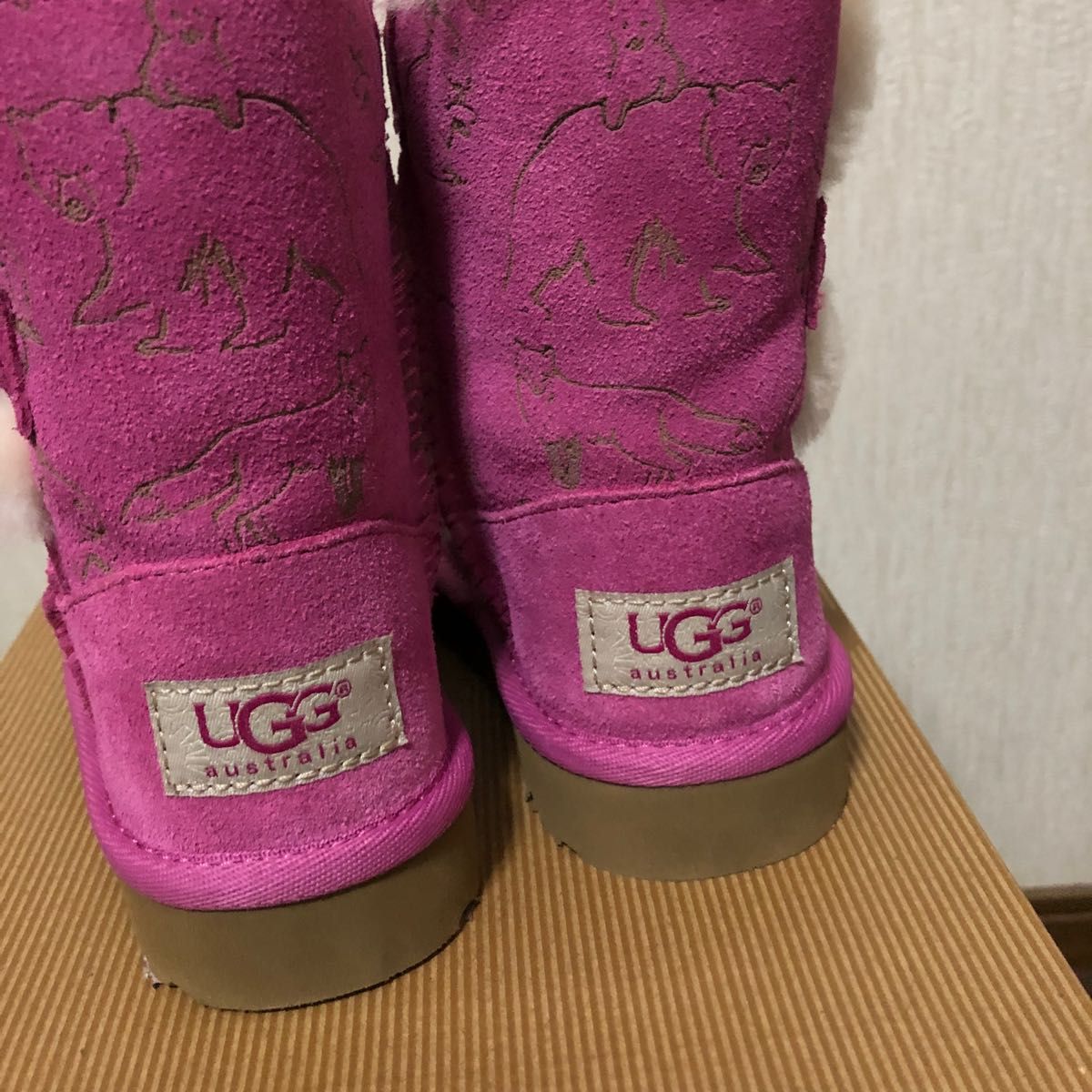 M♡ 新品未使用 UGGオーストラリア ムートンブーツ キッズ 14.5㎝ UGG アグオーストラリア ムートンブーツ アニマル キッズ 13 5