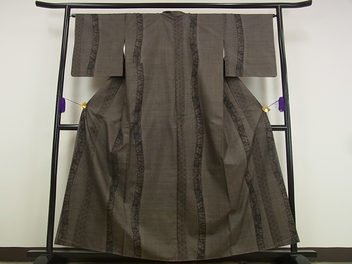 平和屋 極上 本場大島紬 9マルキ 泥染 吉祥間道 証紙付き 逸品 2s9412 平和屋 極上 本場大島紬 9マルキ 泥染 吉祥間道 証紙付き 逸品 2s9412