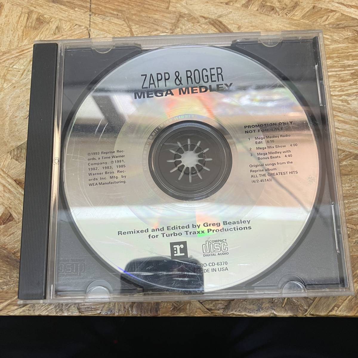 シ● HIPHOP,R&B ZAPP & ROGER - MEGA MEDLEY シングル,PROMO盤 CD 中古品_画像1