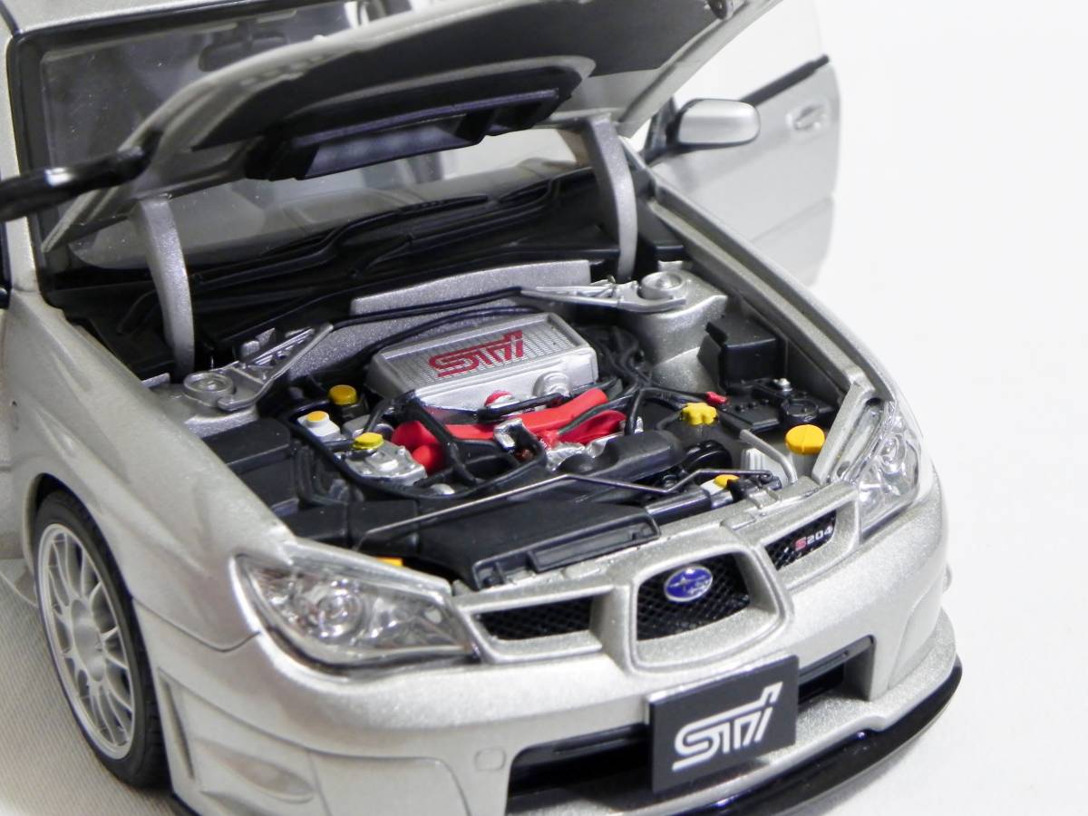 オートアート 1/18 スバル インプレッサ WRX STi S204 クリスタルグレーメタリックの画像9