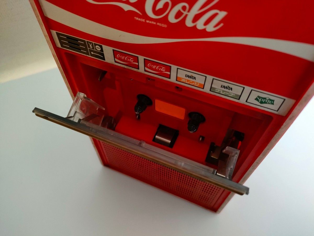 Coca-Cola コカ・コーラ 自動販売機型 カセットテーレコーダー