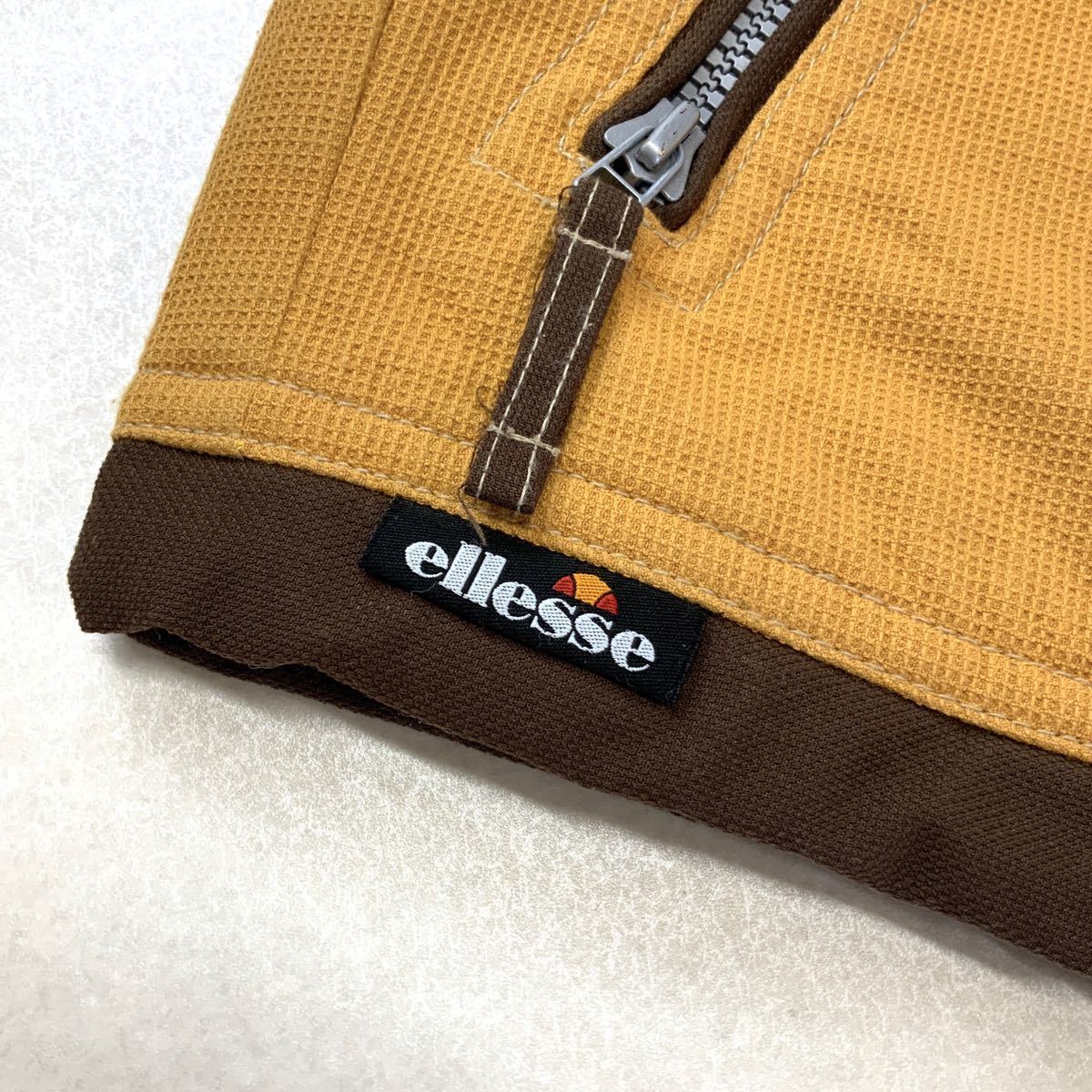 ellesse エレッセ サーマル地 中綿 ポリダウン マウンテンパーカー メンズ SSサイズ マスタード アウトドア キャンプ_画像6