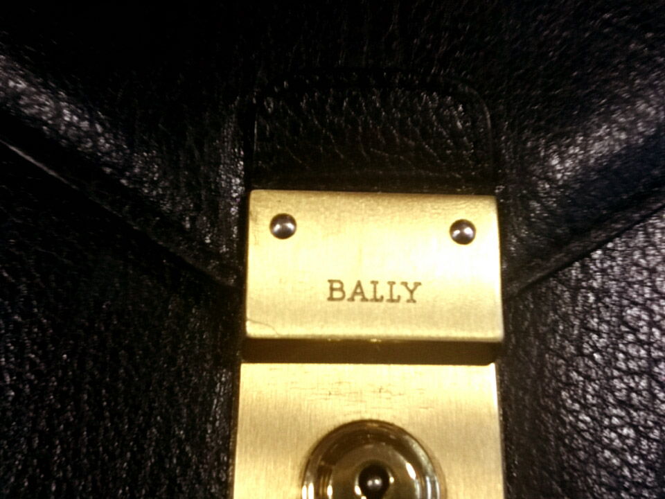 BALLY バリー　本革　イタリア製　黒色　中古_画像9