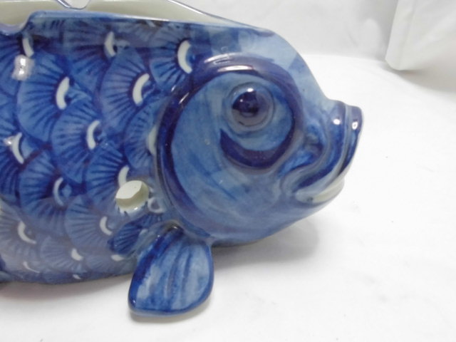 レトロ　陶器製　の　鯉の置物_画像2