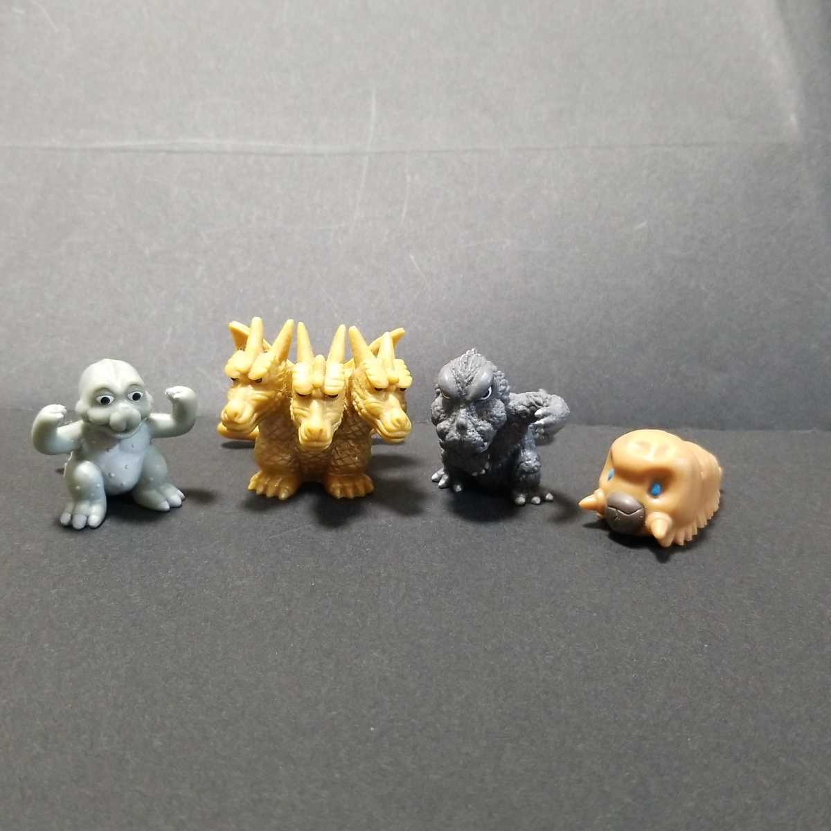 東宝 ゴジラ ギドラ ミニラ モスラ ミニフィギュア 画像が全てです。御