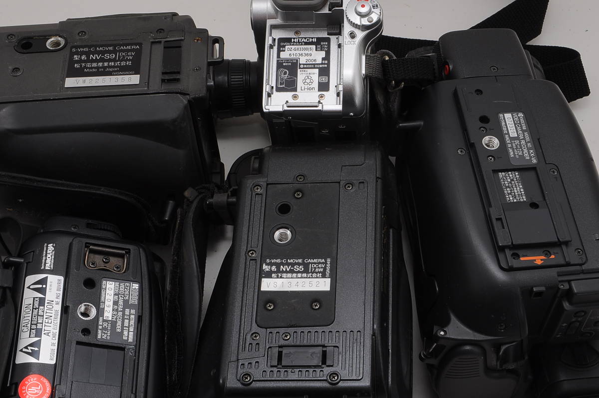 [CB31]ビデオカメラ大量まとめセット Canon Panasonic Victor SHARP RICOH HITACHIなど Ｈi8 miniDV ミニDV デジタルビデオカメラ ジャンクの画像7