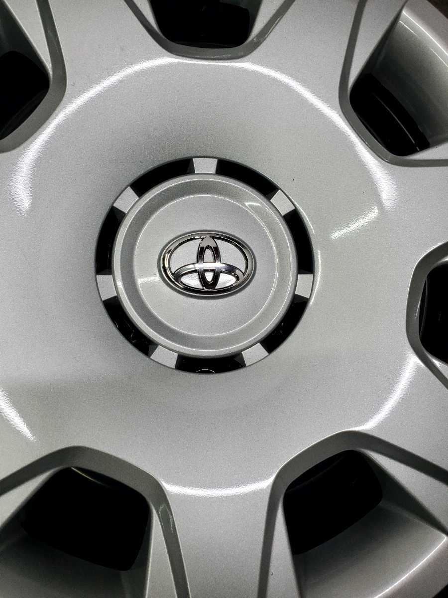 大特価放出! タイヤ、ホイールキャップ4本セット ハイエース新車外し