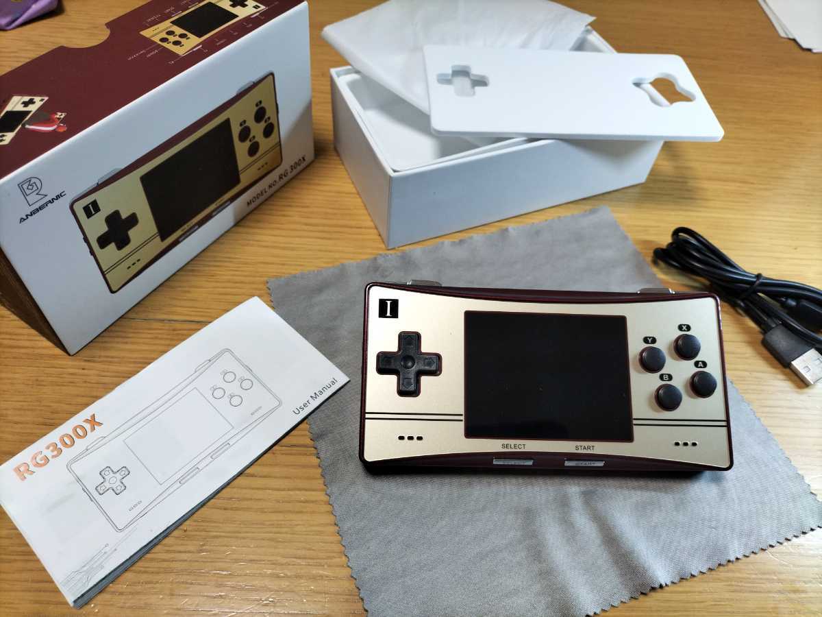 ANBERNIC RG300X エミュレーター機