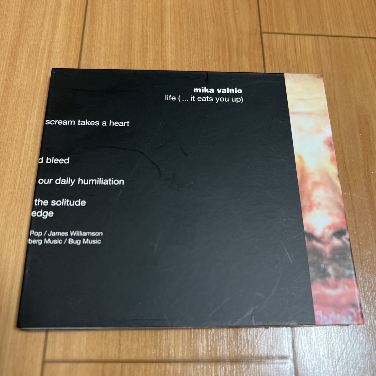Mika Vainio / Life (... It Eats You Up) - Editions Mego. Pansonic