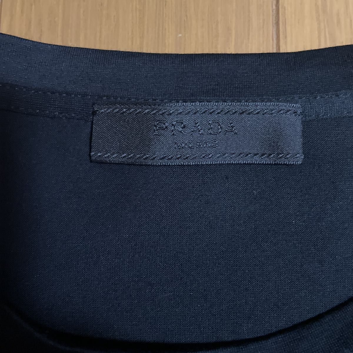 PRADA GIROCOLLO FILO SCOZIA NERO Tシャツ XS