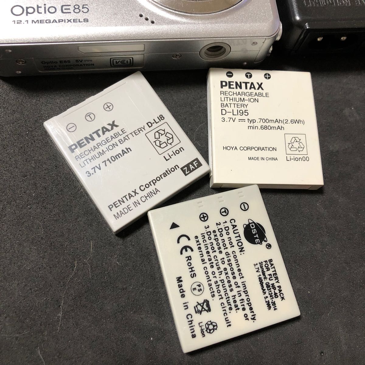 PENTAX Optio E85 ペンタックス 1200万画素 バッテリー3個 充電 PENTAX Optio E85 ペンタックス 1200万画素 バッテリー3個 充電