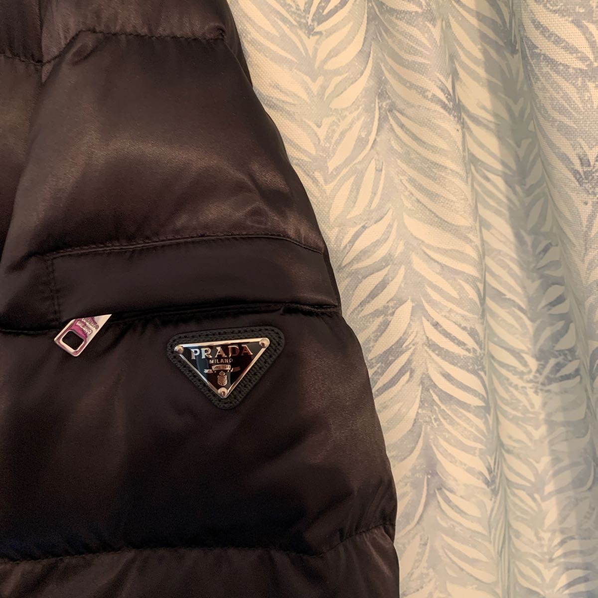 国内正規品 プラダ PRADA ロングダウンコート 圧巻のコート 国内正規品 プラダ PRADA ロングダウンコート 圧巻のコート