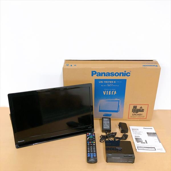 750*Panasonic パナソニック VIERA UN-19CFB9-K ブラック 19V型 ポータブルデジタルテレビ 2019年製の画像1
