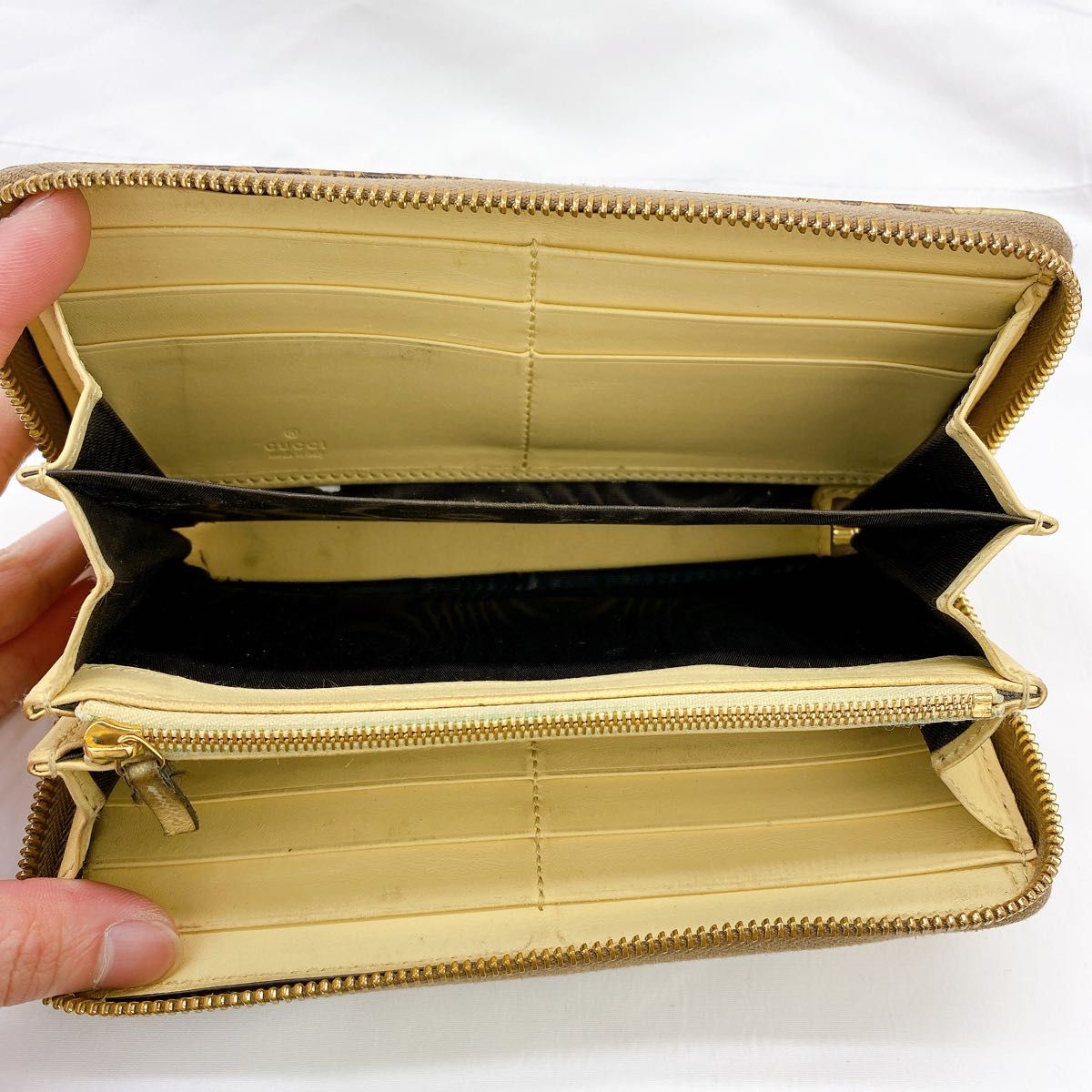 GUCCI グッチ パイソン 天然蛇革 ヘビ ホースビット ラウンド