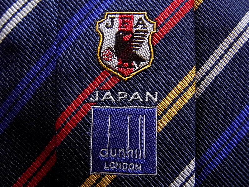 ◇◆ALFRED DUNHILL（ダンヒル）/入手困難！「2016 ハリルホジッチ監督 中期」サッカー日本代表オフィシャルタイ_画像4