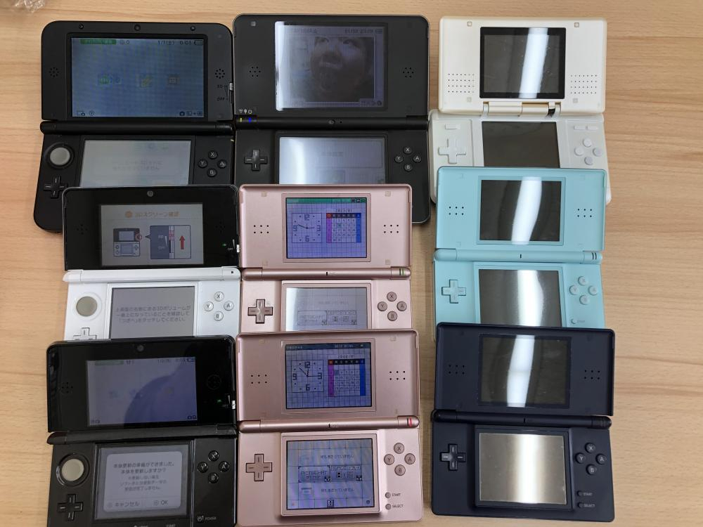 ニンテンドー 携帯ゲーム機 ジャンク9台セット 3DS DSiLL DSlite-